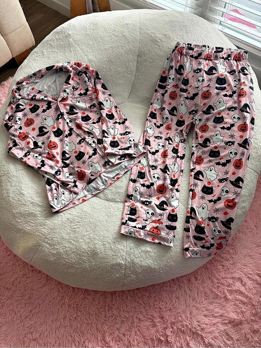 Pink Halloween Pajama Set ghosts pumpkins bats skulls comfy cute size M/L